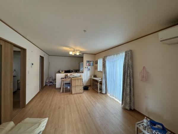 黒石1丁目　戸建 リビング 