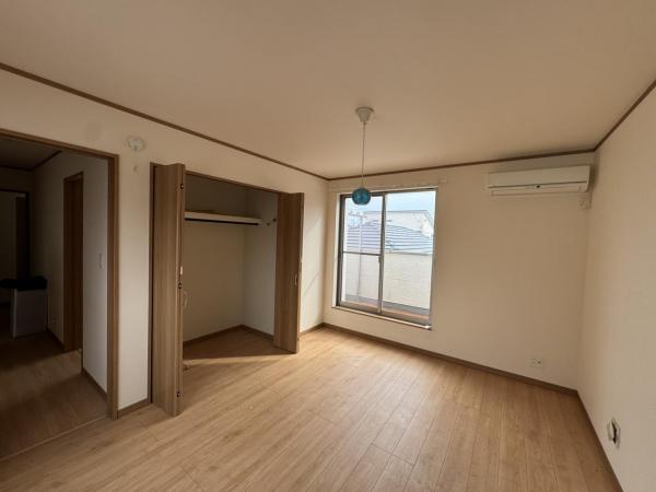 黒石1丁目　戸建 洋室