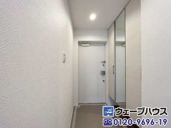 アルファステイツ国富2 玄関 