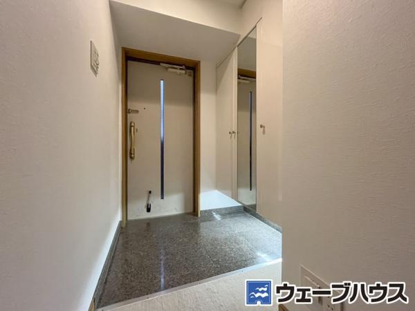 グラン・コート門田屋敷 玄関 