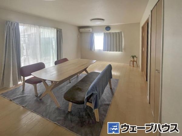 浅口市金光町占見新田　戸建て リビングダイニング