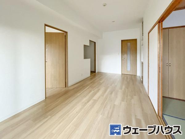 ディアステージ芳泉 リビングダイニング