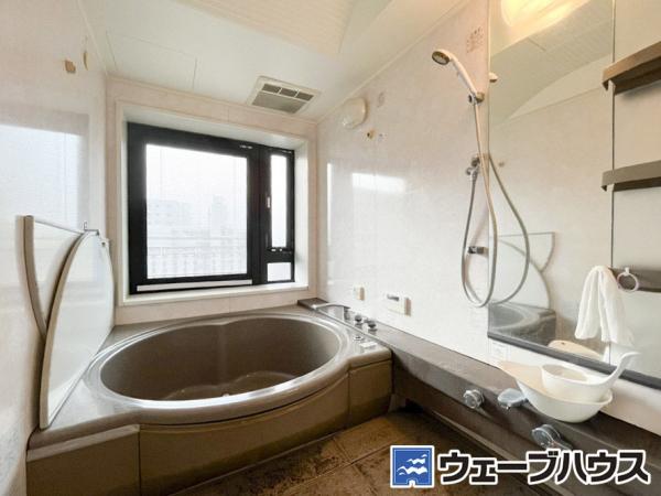 ラヴニール桑田町シュペリオール 浴室 