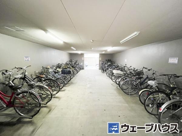 ラヴニール桑田町シュペリオール 駐輪場