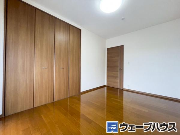 リビンコートプライム京山 洋室