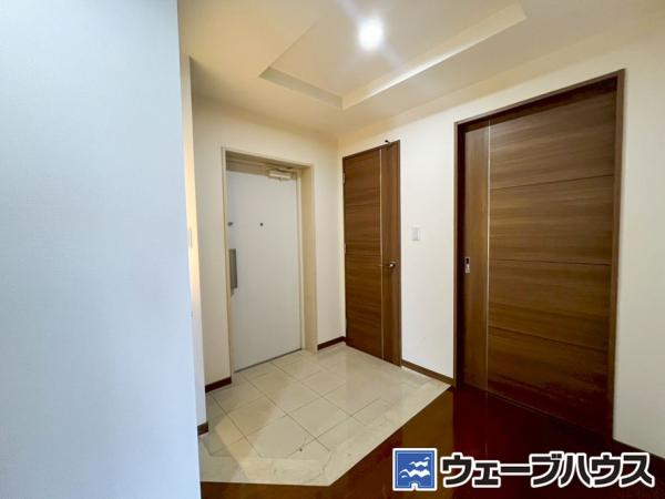 リビンコートプライム京山 玄関 