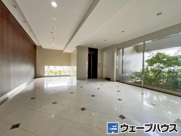 リビンコートプライム京山 ロビー 