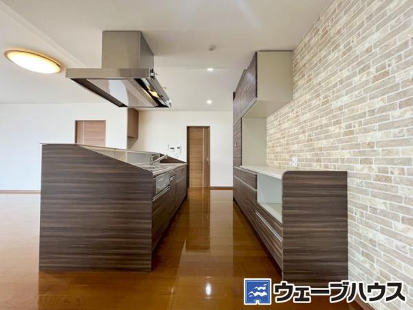 リビンコートプライム京山 ダイニングキッチン