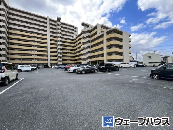 アルファステイツ岡山上中野 敷地内駐車場