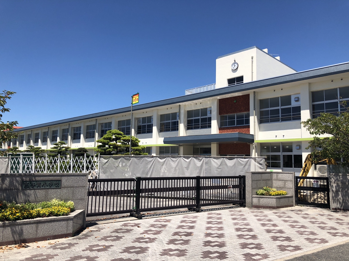 佐賀市立東与賀小学校