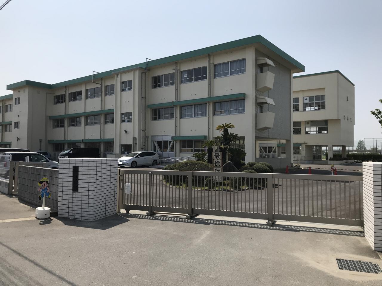 佐賀市立西与賀小学校