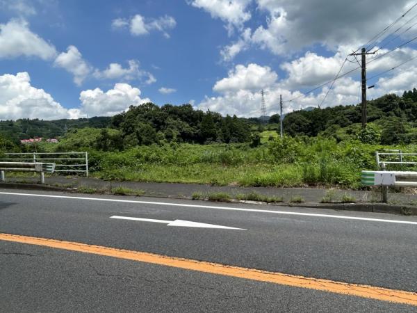 北多久町大字小侍　土地 前面道路含む現地写真 
