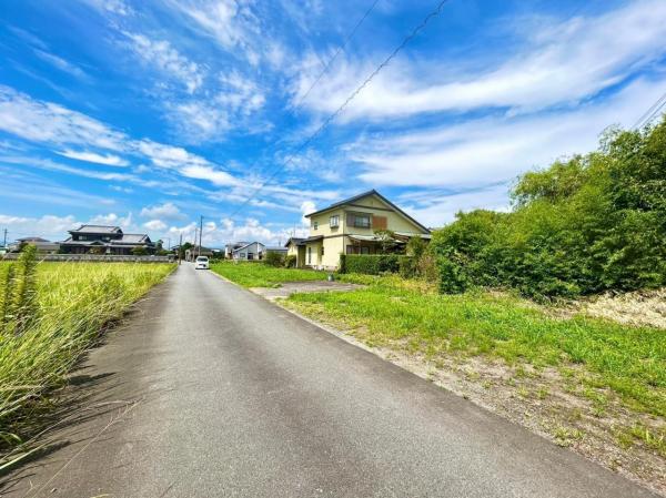 城島町江上上　土地 前面道路含む現地写真 
