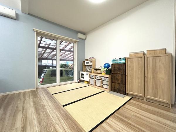 久保田町大字新田　戸建 リビングダイニング