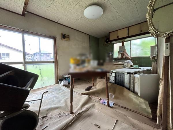 朝日町大字甘久　戸建 ダイニング