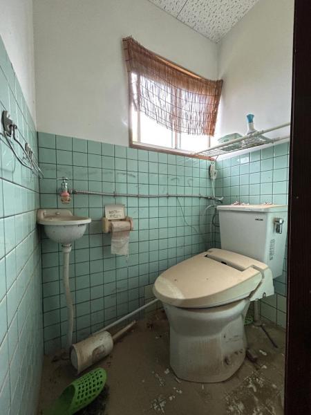 朝日町大字甘久　戸建 トイレ 