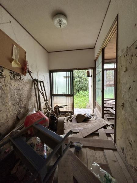 朝日町大字甘久　戸建 玄関 