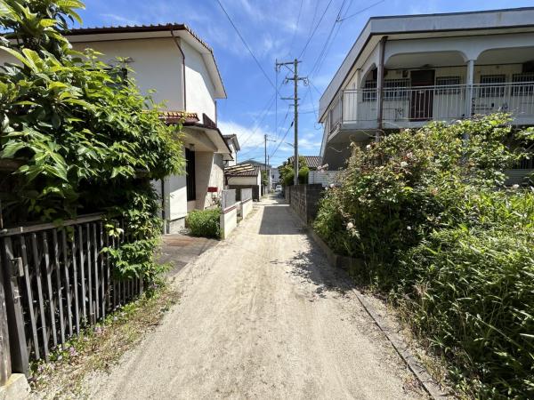 水ヶ江二丁目　土地 前面道路含む現地写真 