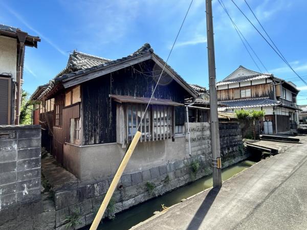 川副町大字犬井道　古家付き土地 前面道路含む現地写真 