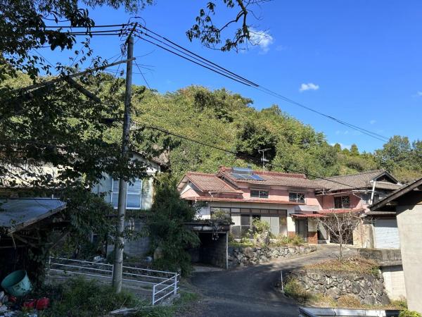 小城町畑田　土地（山林付き） 前面道路含む現地写真 