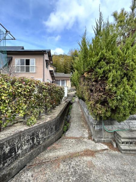 北方町大崎　戸建 前面道路含む現地写真 