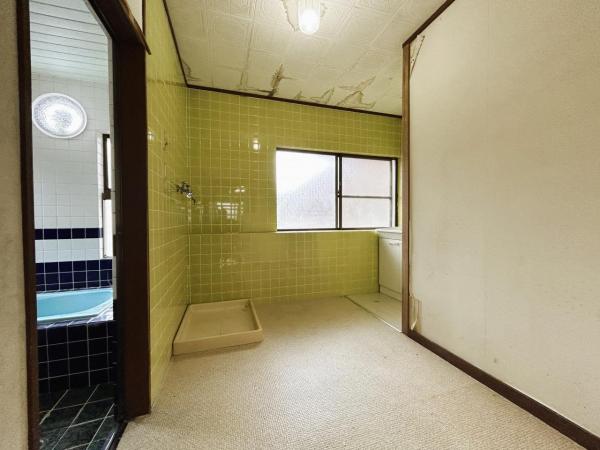 牛津町上砥川　戸建 脱衣場