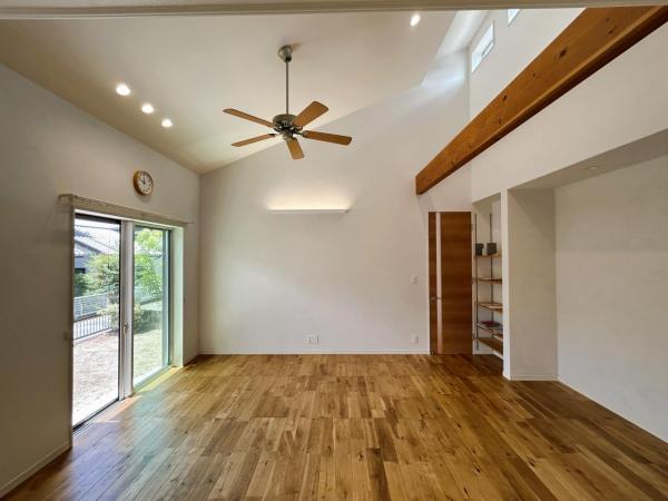 小城町松尾　戸建 リビングダイニング