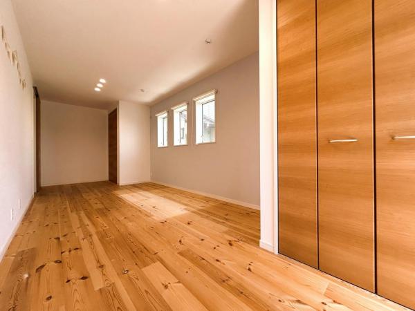 小城町松尾　戸建 洋室