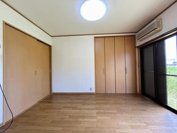 久保田町大字新田　戸建 洋室