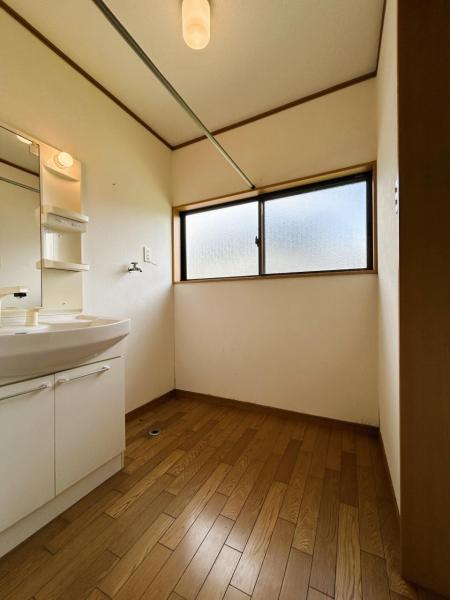 久保田町大字新田　戸建 脱衣場