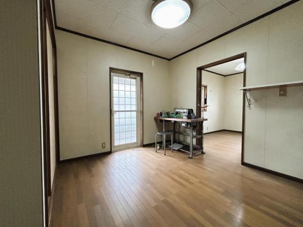 荒木町下荒木　戸建 洋室