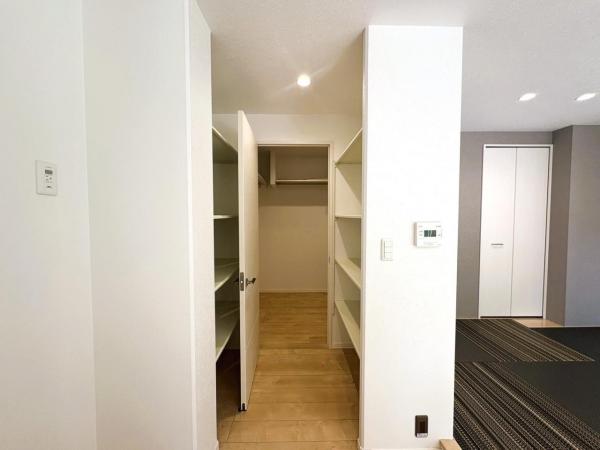 広川町大字川上　戸建 収納 