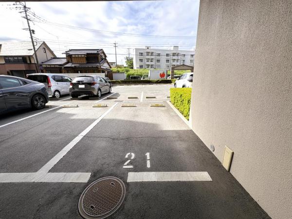 アーサー櫛原リベックス 敷地内駐車場