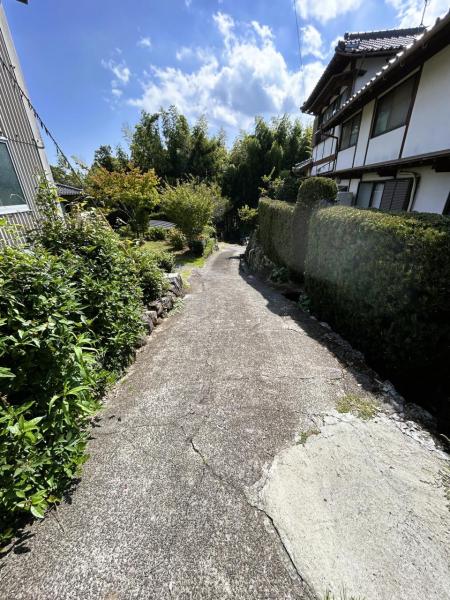 鹿島市大字高津原　土地 前面道路含む現地写真 