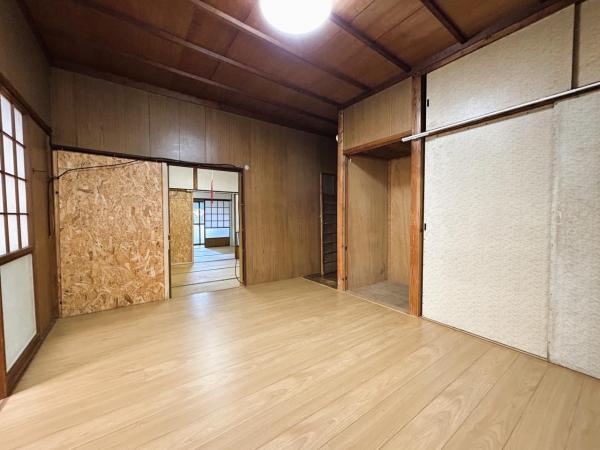 北方町大字志久　戸建 洋室