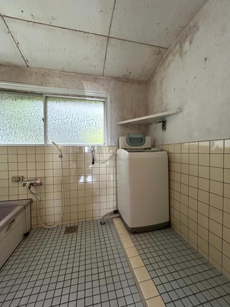 武雄市朝日町大字中野　戸建 ランドリースペース