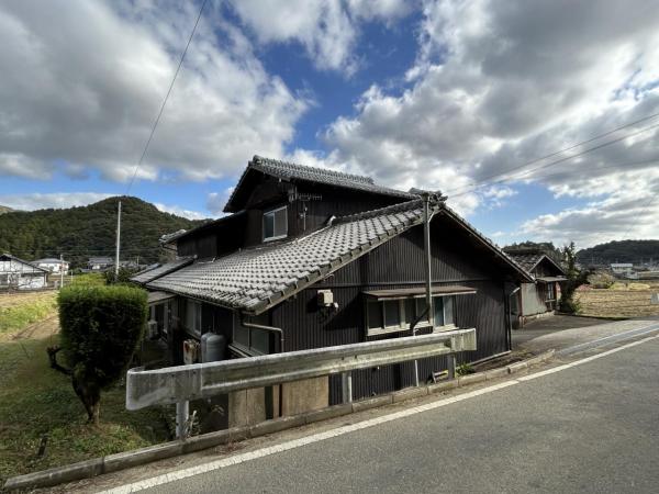 武雄市朝日町大字中野　戸建 現地外観写真 