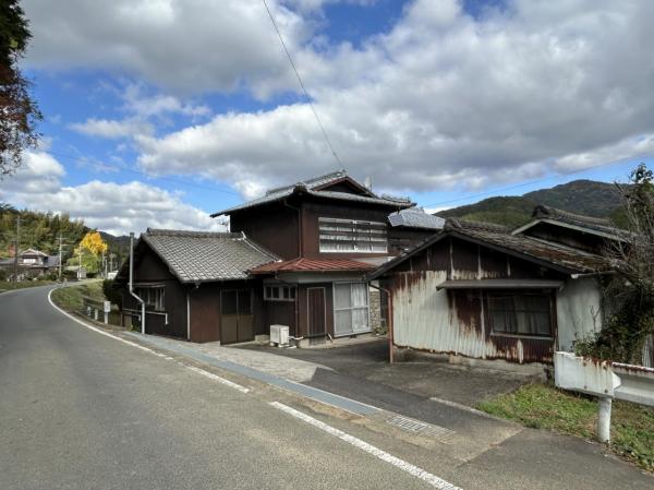 中古戸建 武雄市朝日町大字中野 JR佐世保線高橋駅 450万円