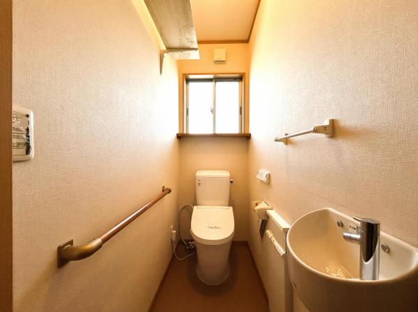 久保泉町下和泉　戸建 トイレ 