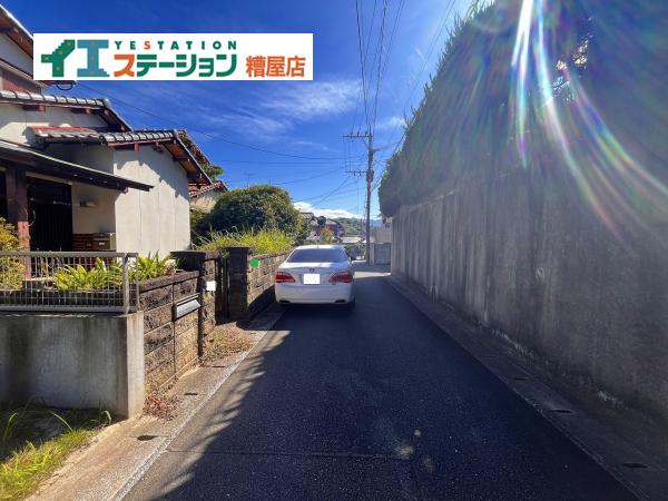粕屋町長者原東７丁目　土地 前面道路含む現地写真 