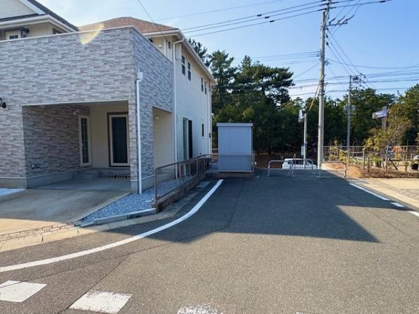 福津市西福間５丁目 前面道路含む現地写真 