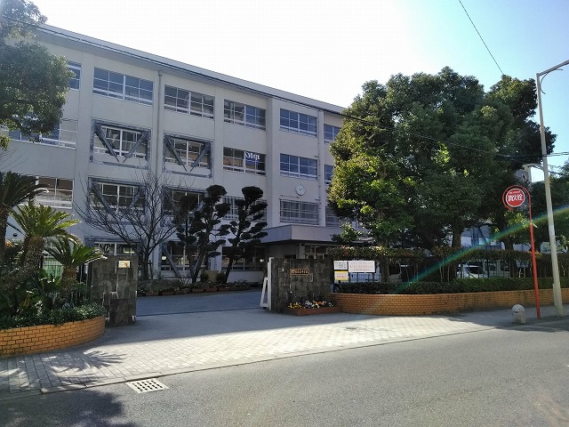 福岡市立 東住吉中学校