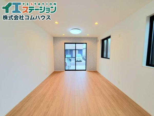 麦野1丁目中古戸建 リビング 