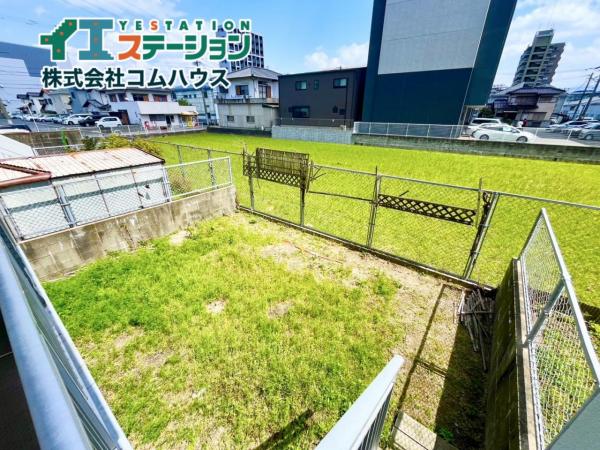 エバーライフ箱崎第３ 庭