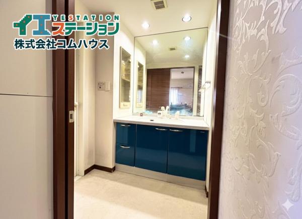 アルフィーネ新箱崎パークサイド 洗面台・洗面所 