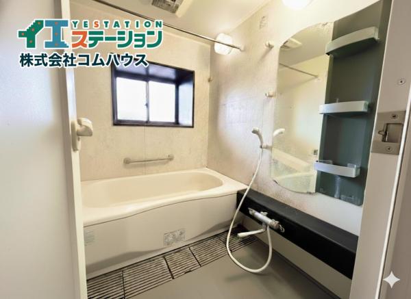 アルフィーネ新箱崎パークサイド 浴室 