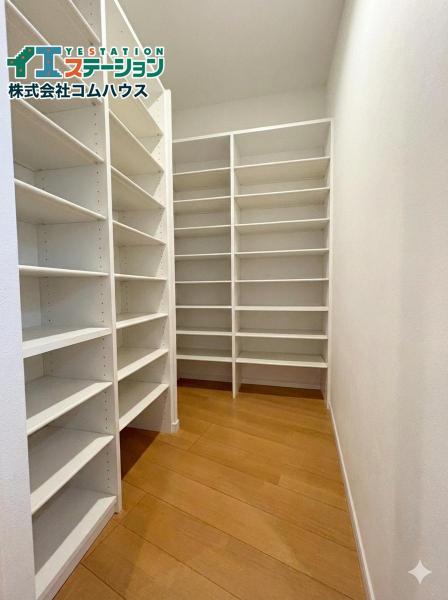 和白東１丁目築浅戸建 収納 