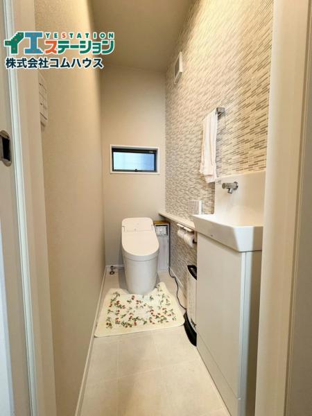和白東１丁目築浅戸建 トイレ 