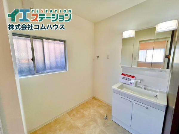 下原2丁目中古戸建 洗面台・洗面所 