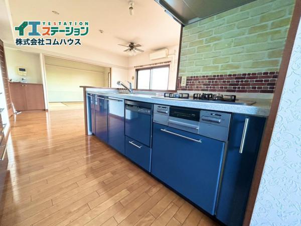 アルフィーネ新箱崎パークサイド キッチン 